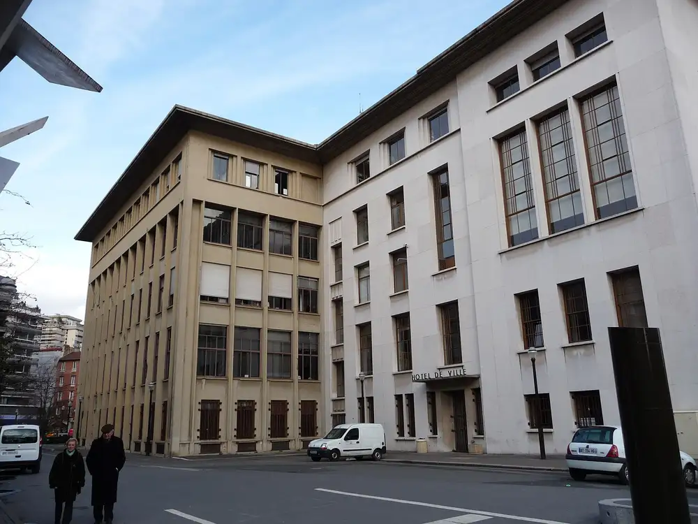 l'hôtel de ville — Boulogne-Billancourt, secteur d'intervention détection canine punaises de lit
