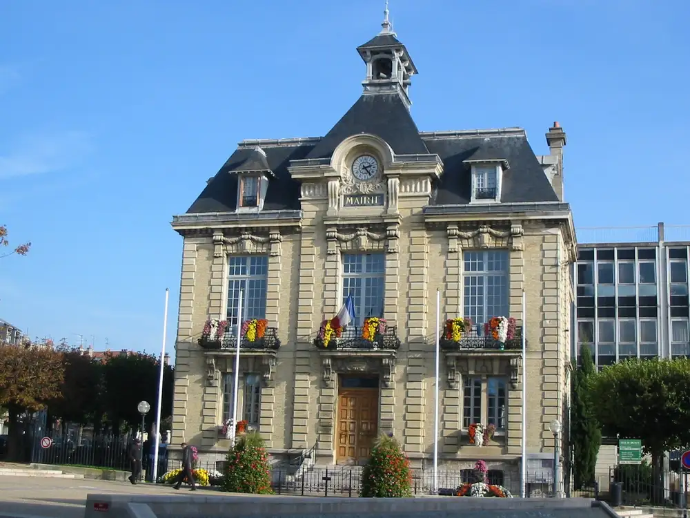 l'hôtel de ville — Brunoy, secteur d'intervention détection canine punaises de lit