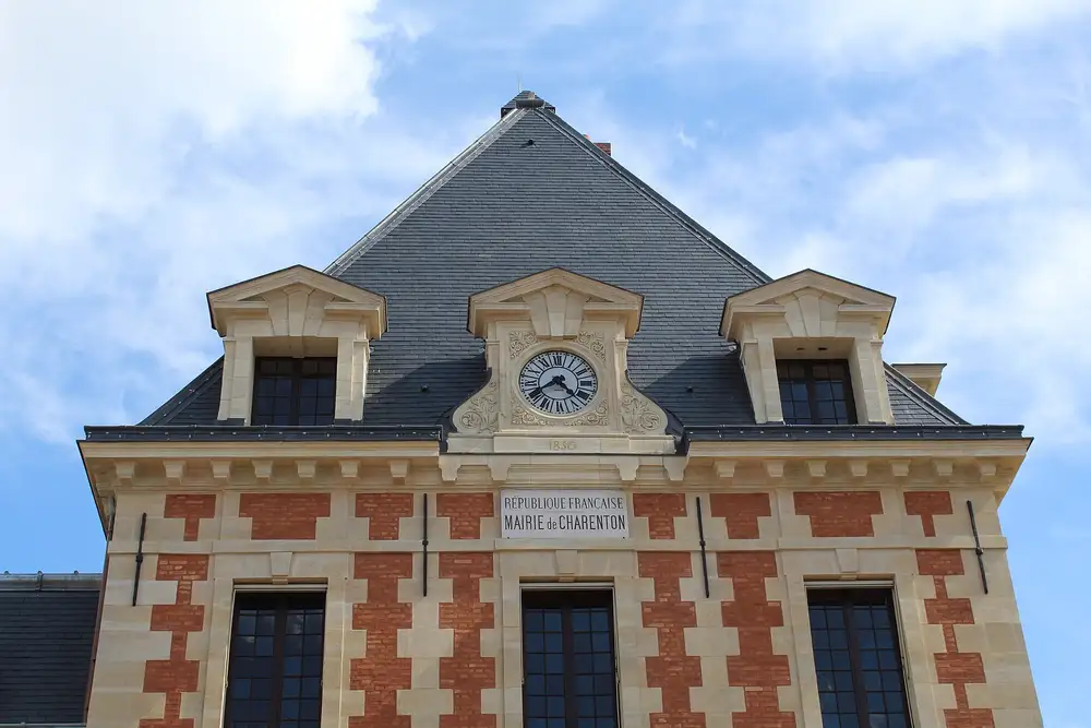 la mairie — Charenton-le-Pont, secteur d'intervention détection canine punaises de lit