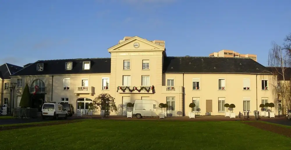 l'hôtel de ville — Chelles, secteur d'intervention détection canine punaises de lit