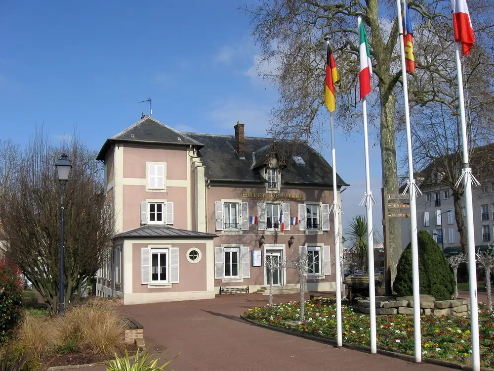 la mairie — Dammarie-lès-Lys, secteur d'intervention détection canine punaises de lit
