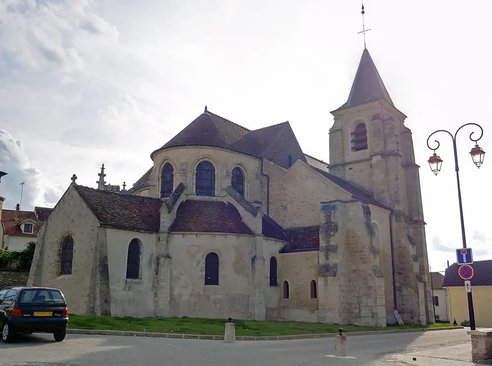 l'église Sainte-Madeleine — Domont, secteur d'intervention détection canine punaises de lit
