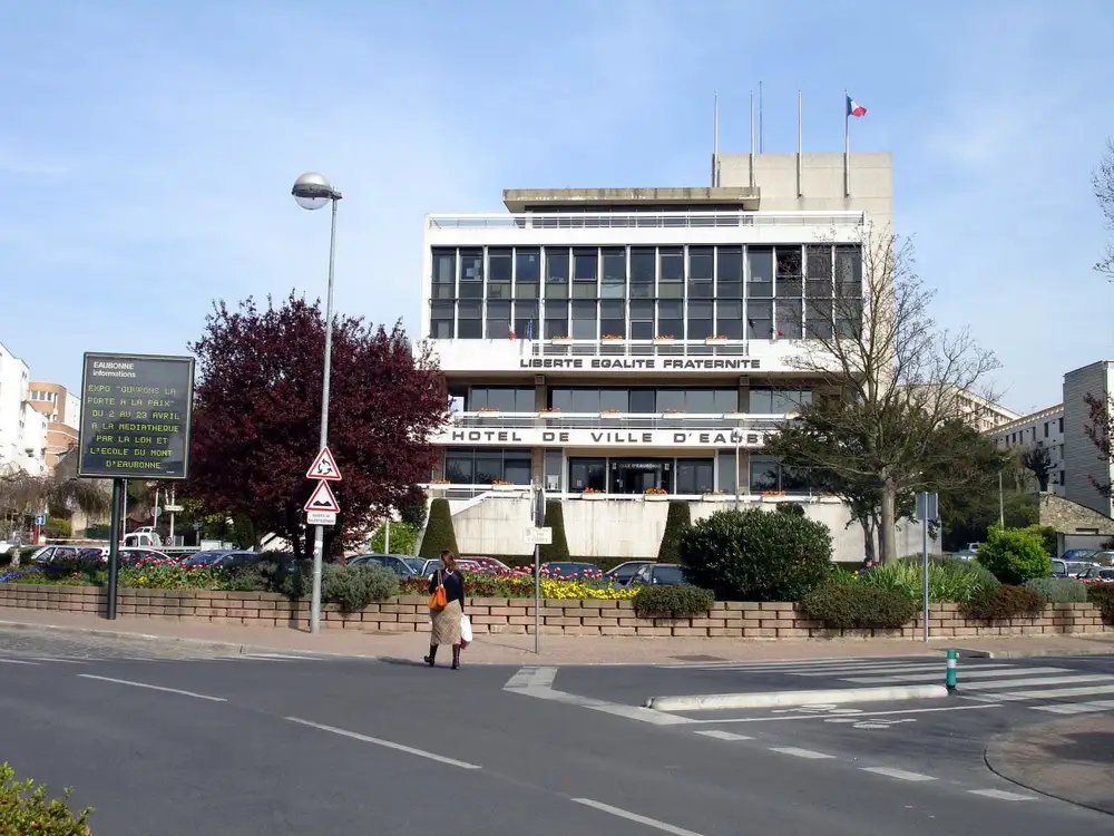 l'hôtel de ville — Eaubonne, secteur d'intervention détection canine punaises de lit