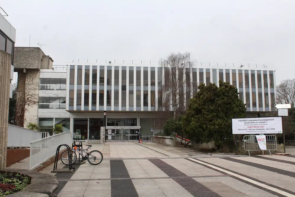 l'hôtel de ville — Fontenay-sous-Bois, secteur d'intervention détection canine punaises de lit