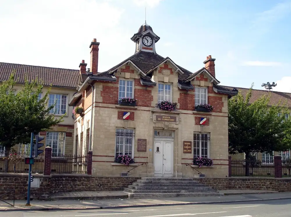 l'ancienne mairie-école — Garges-lès-Gonesse, secteur d'intervention détection canine punaises de lit