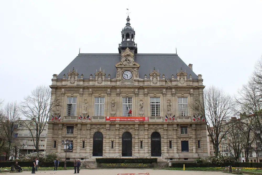 l'hôtel de ville — Ivry-sur-Seine, secteur d'intervention détection canine punaises de lit
