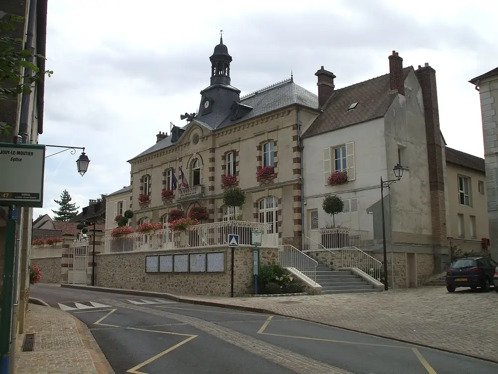 la mairie — Jouy-le-Moutier, secteur d'intervention détection canine punaises de lit