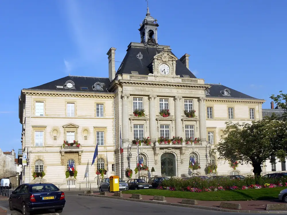 l'hôtel de ville — Meaux, secteur d'intervention détection canine punaises de lit