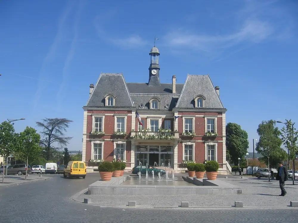 l'hôtel de ville — Noisy-le-Grand, secteur d'intervention détection canine punaises de lit