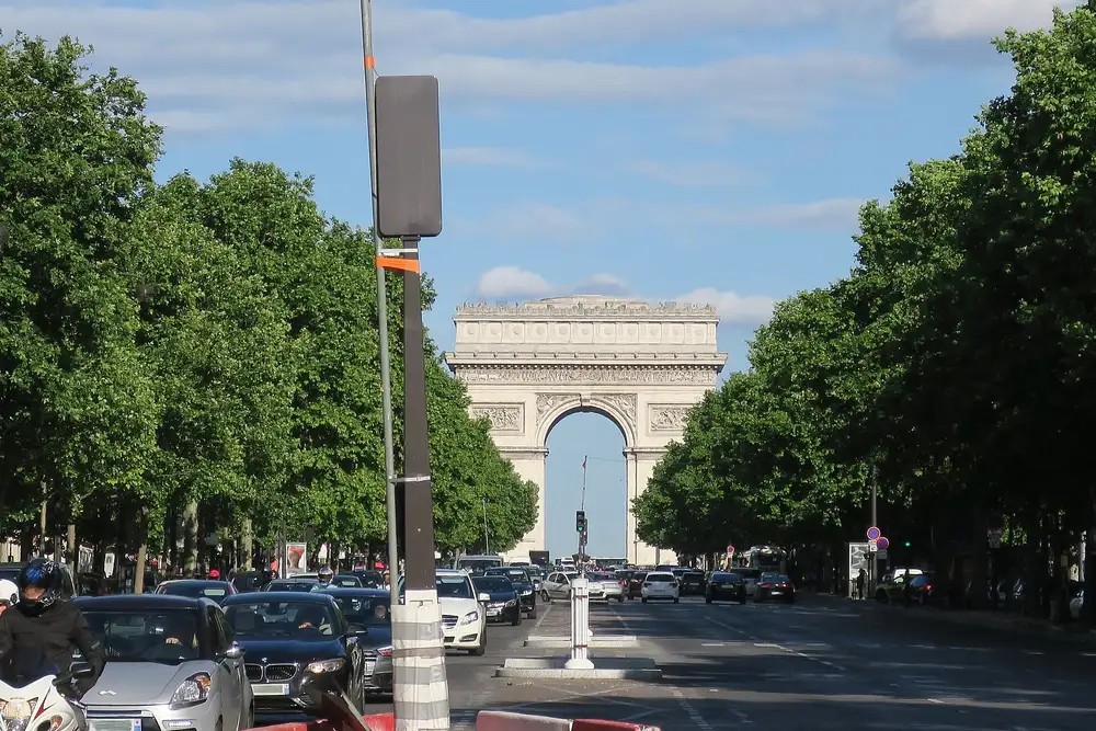 l'Arc de Triomphe — Paris 8e, secteur d'intervention détection canine punaises de lit