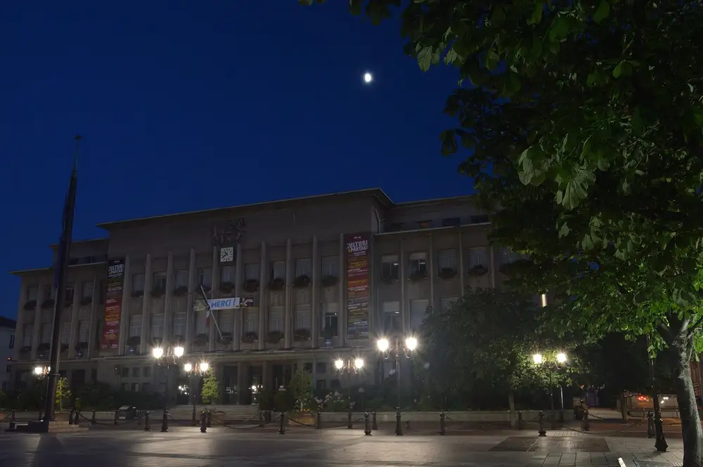 l'hôtel de ville — Poissy, secteur d'intervention détection canine punaises de lit
