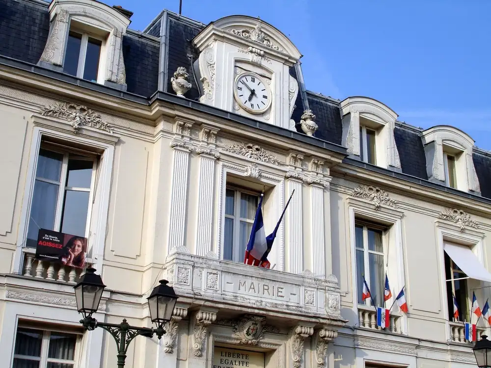 la mairie — Saint-Leu-la-Forêt, secteur d'intervention détection canine punaises de lit