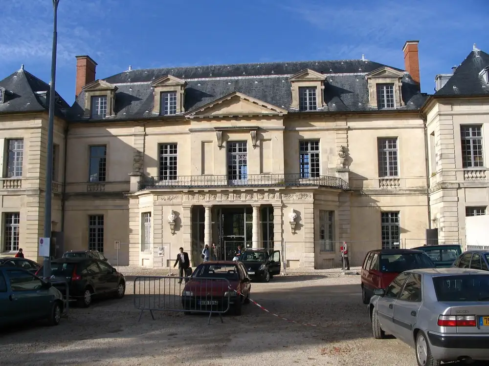 le château — Sucy-en-Brie, secteur d'intervention détection canine punaises de lit